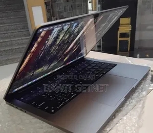 New Laptop Apple MacBook Pro M1 16GB Apple M1 Pro SSD 512GB