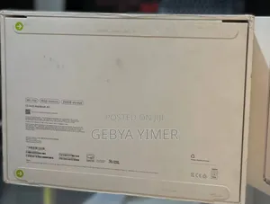 New Laptop Apple MacBook Air 2025 M4 13-Inch 16GB Apple M4 SSD 256GB