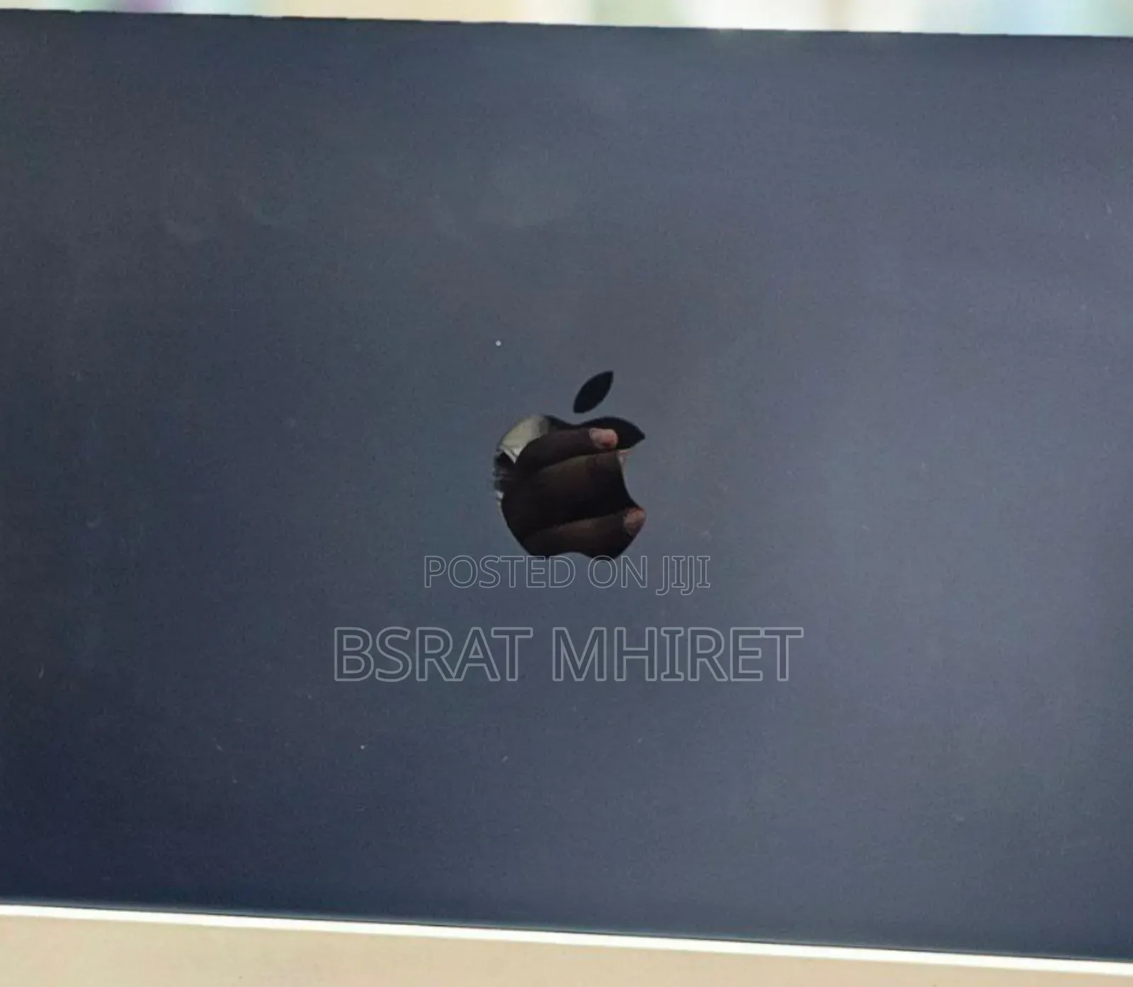 New Laptop Apple MacBook Air 2022 M2 8GB Apple M2 SSD 256GB