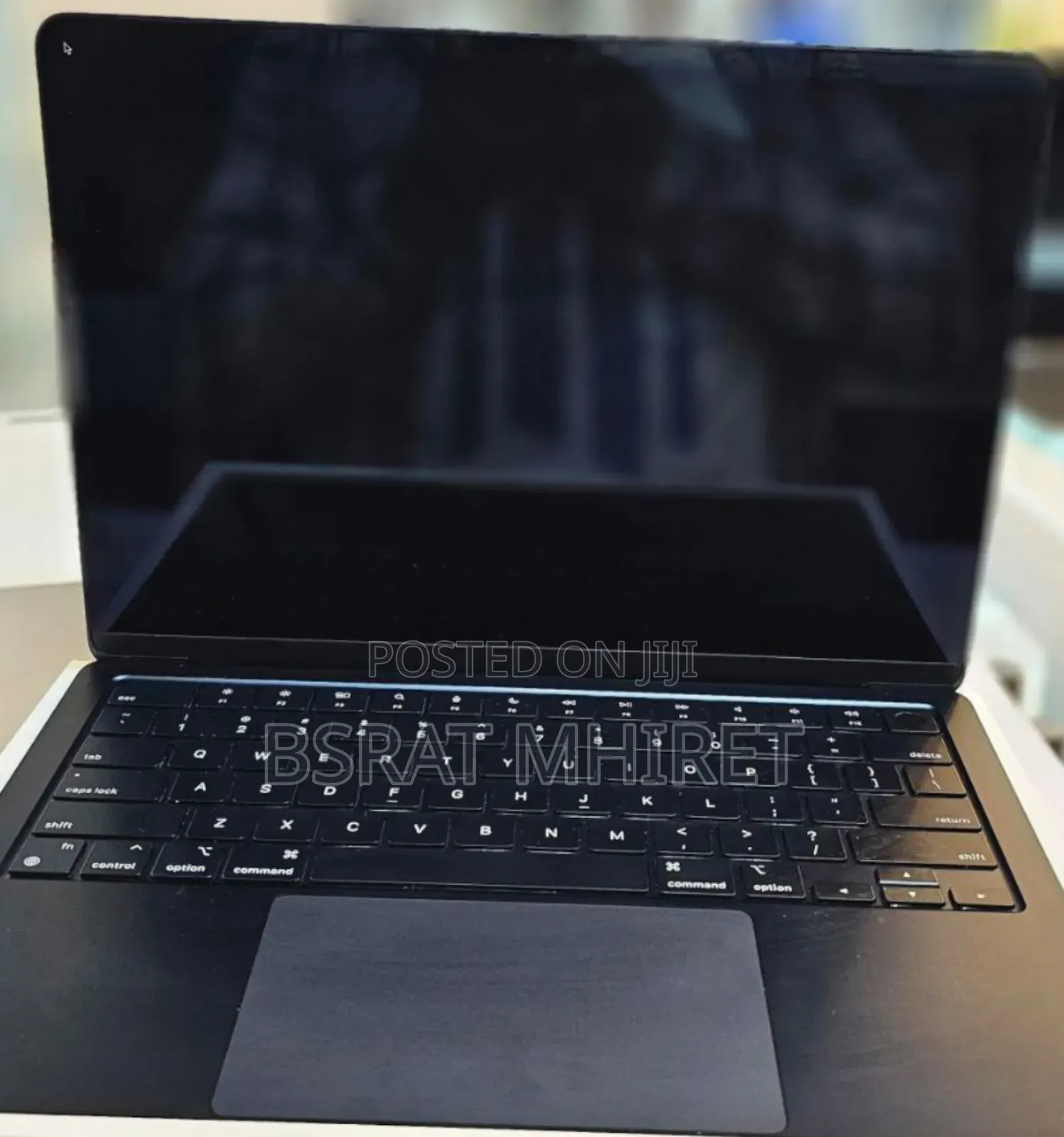 New Laptop Apple MacBook Air 2022 M2 8GB Apple M2 SSD 256GB