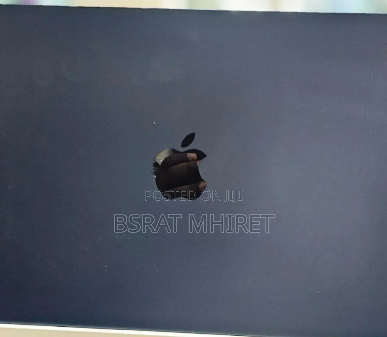 New Laptop Apple MacBook Air 2022 M2 8GB Apple M2 SSD 256GB