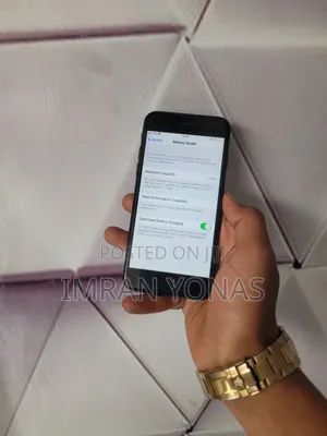 Apple iPhone 7 32 GB Black