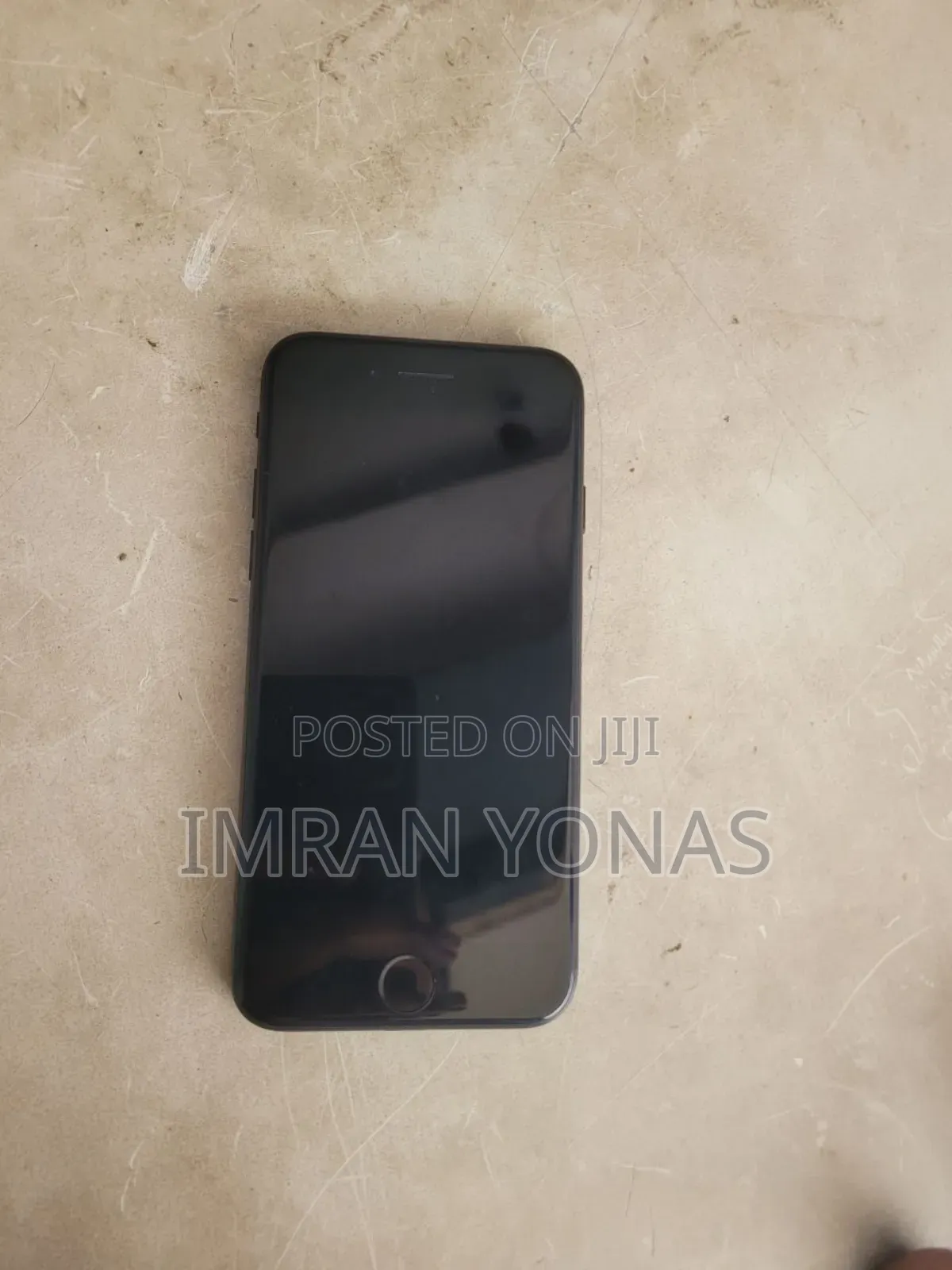 Apple iPhone 7 32 GB Black