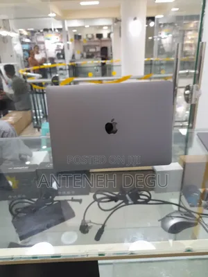 New Laptop Apple MacBook Air 2020 8GB Intel Core I5 SSD 256GB