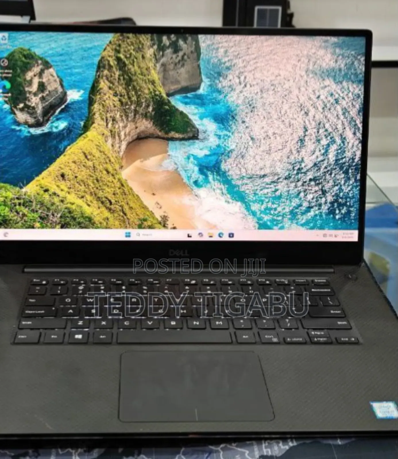 New Laptop Dell Inspiron 15 16GB Intel Core I7 SSD 512GB