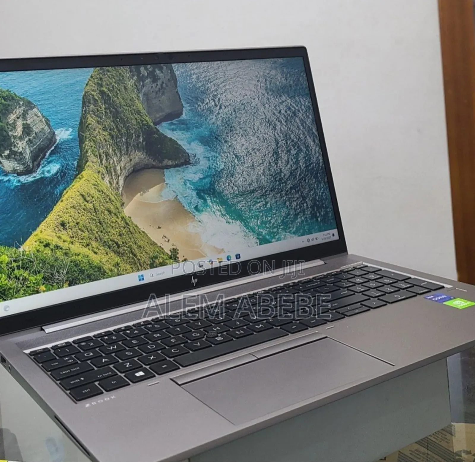 New Laptop HP ZBook 14 32GB Intel Core I7 SSD 1T