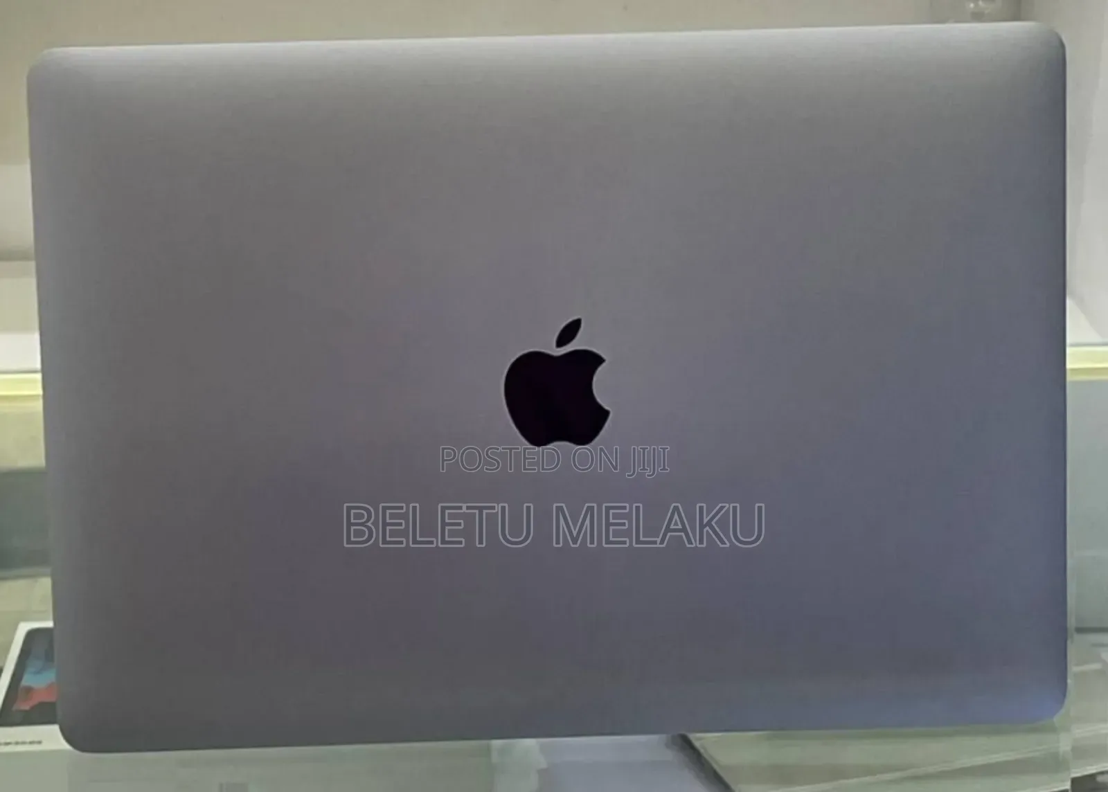 New Laptop Apple MacBook Pro 2017 16GB Intel Core I7 SSD 512GB