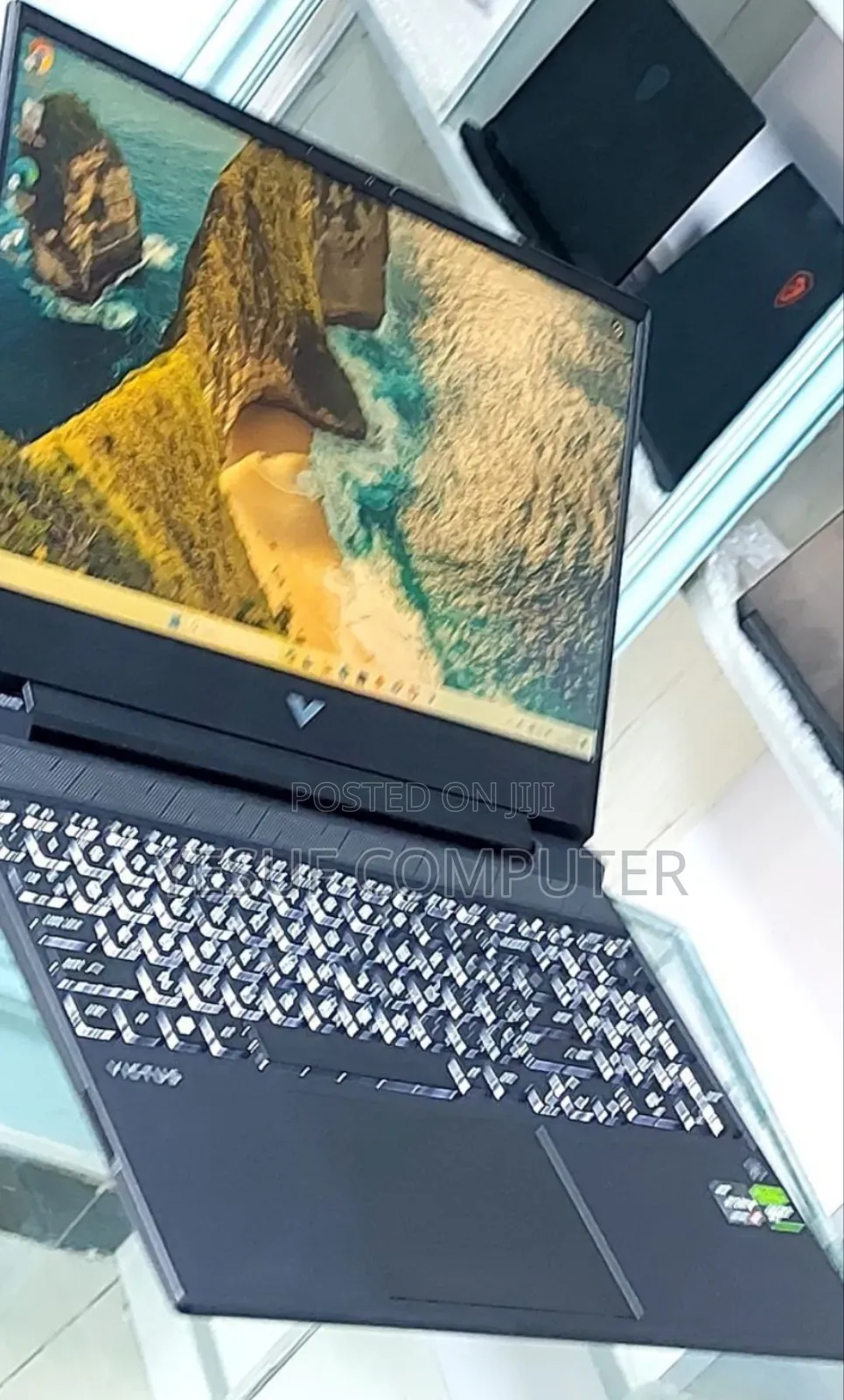 New Laptop HP Victus 15 8GB AMD A6 SSD 512GB