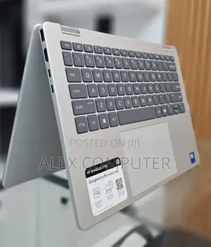 New Laptop HP OmniBook 5 Flip 16GB SSD 512GB