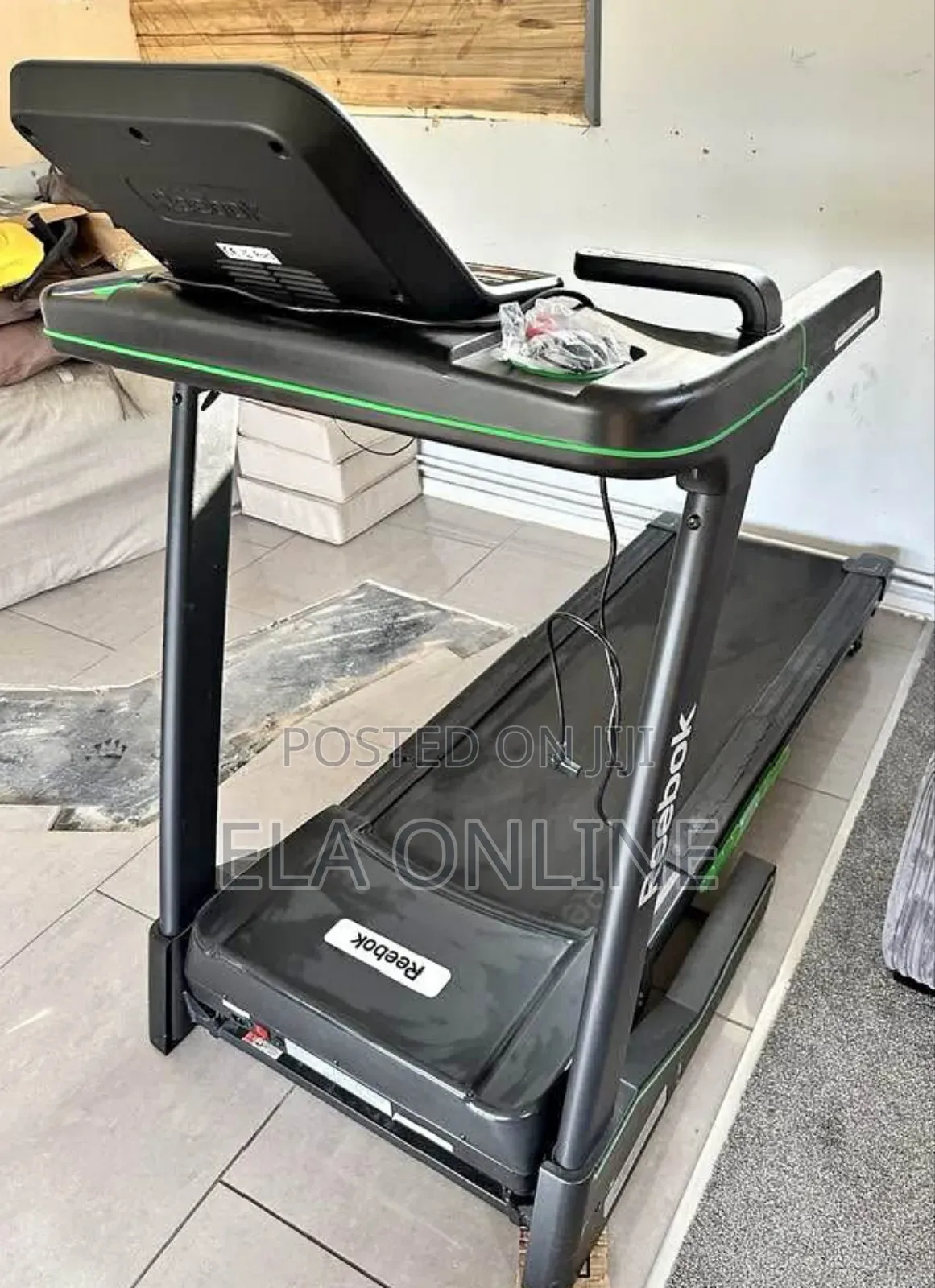 Reebok አዲስ ቴክኖሎጂ የተገጠመለት Home Running Machine