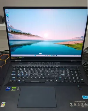 New Laptop Acer Predator Helios 18 PH18-71 32GB Intel Core I9 SSD 1T