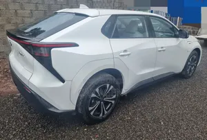 New Toyota bZ4X 2024 White