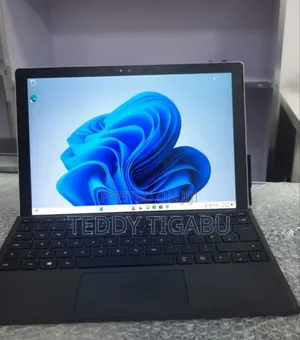 New Laptop Microsoft Surface Pro 4 8GB Intel Core I5 SSD 1T