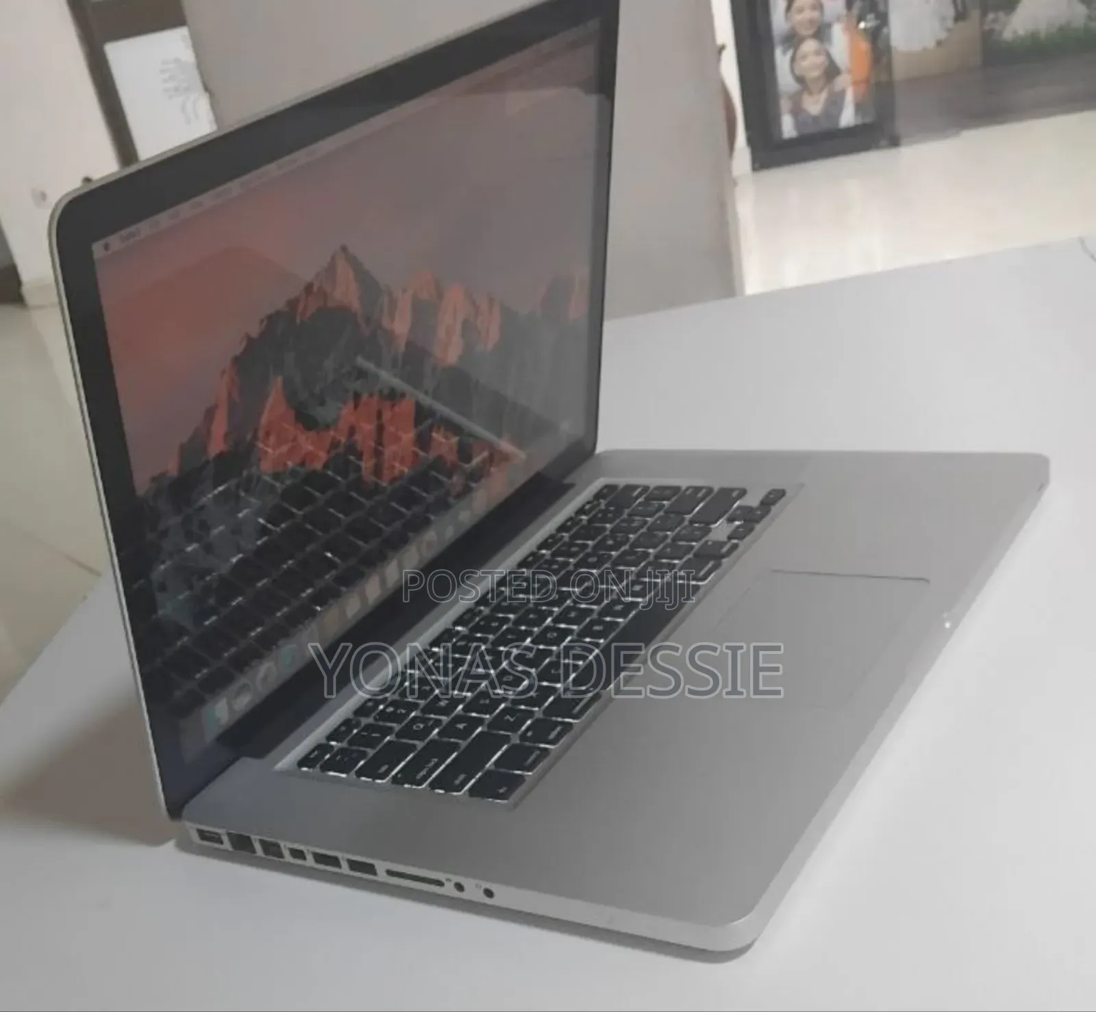 Laptop Apple MacBook Pro 2011 4GB Intel Core I7 SSD 512GB