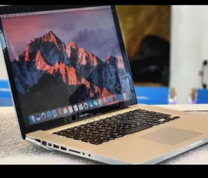 Laptop Apple MacBook Pro 2011 4GB Intel Core I7 SSD 512GB