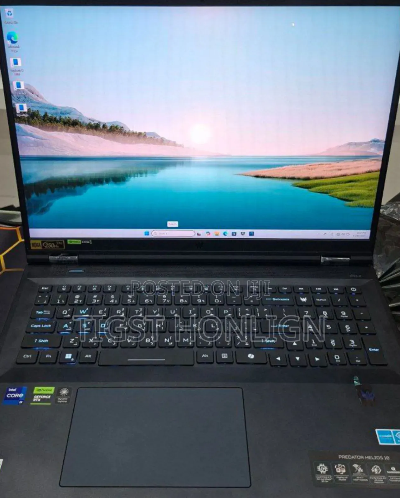 New Acer Predator Helios 18 PH18-71 32GB Intel Core Ultra 9 SSD 1T