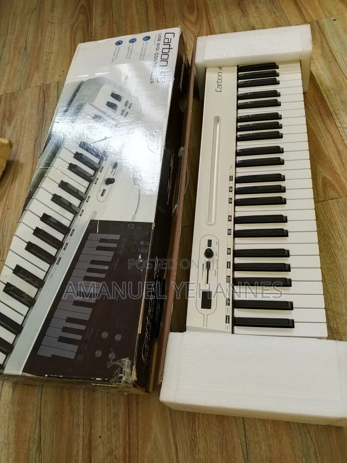 Carbon 49 Midi Studio Keyboard