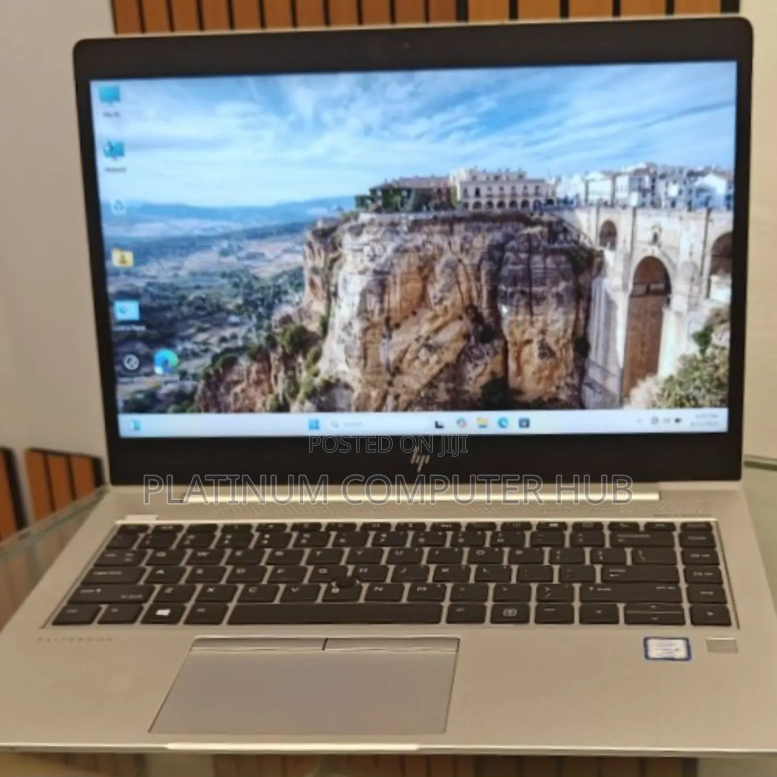 New Laptop HP EliteBook 840 G5 16GB Intel Core I5 SSD 512GB
