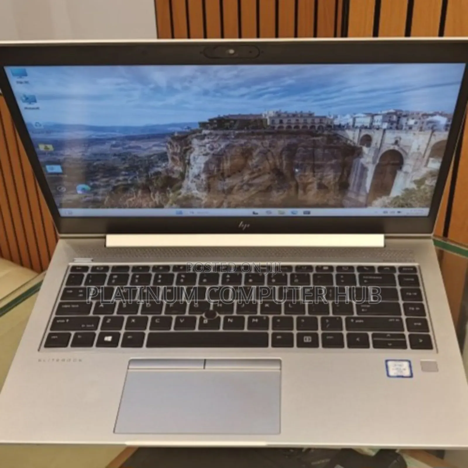 New Laptop HP EliteBook 840 G5 16GB Intel Core I5 SSD 512GB