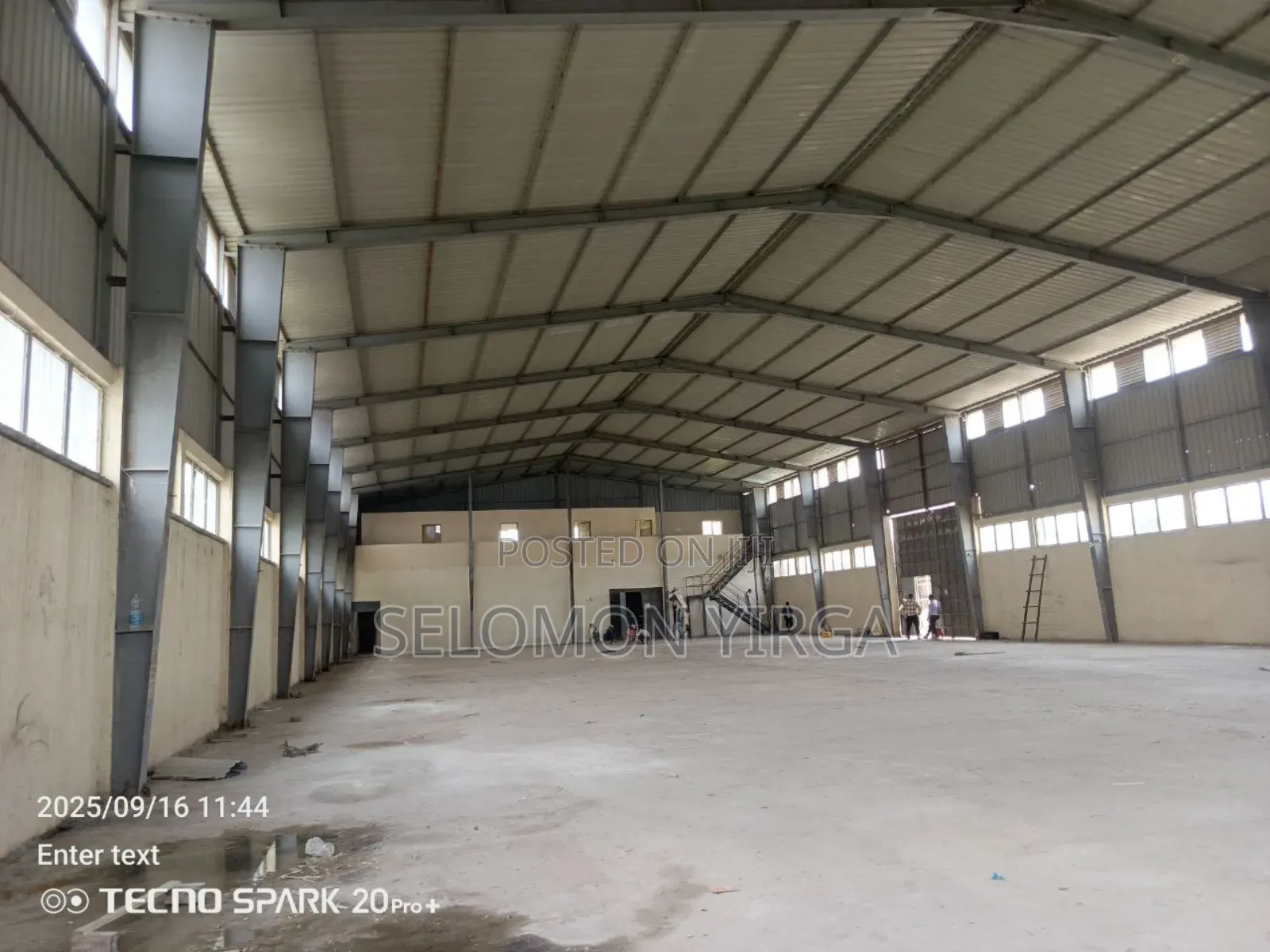 ለክራይ የቀረበ መጋዘን