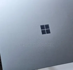 New Laptop HP Pavilion 15 8GB Intel Core I5 SSD 256GB