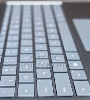 New Laptop HP Pavilion 15 8GB Intel Core I5 SSD 256GB