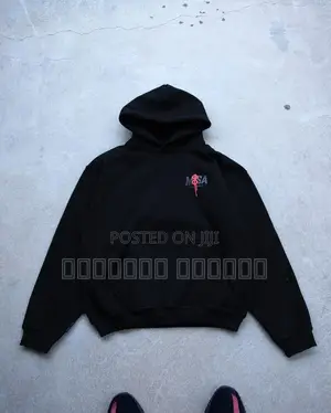 Urban Style Hoodie – Comfort Meets Streetwear