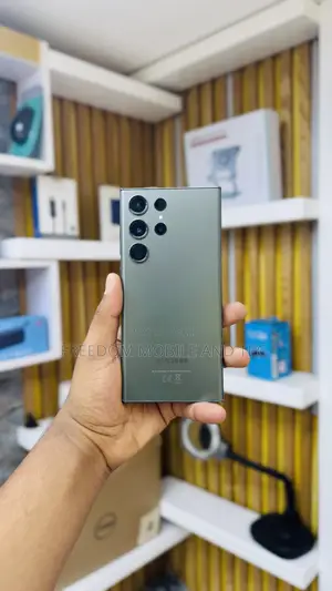 Photo - Samsung Galaxy S23 Ultra 512 GB