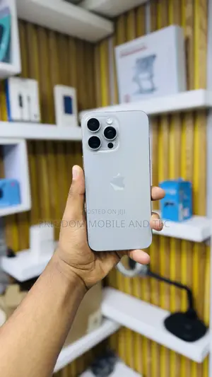 Apple iPhone 15 Pro Max 256 GB