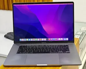 New Laptop Apple MacBook Pro 2019 32GB Intel Core I9 SSD 512GB