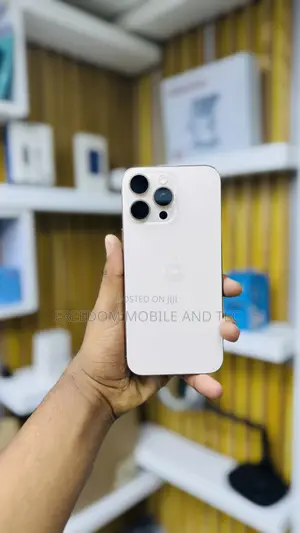 Apple iPhone 16 Pro Max 256 GB White