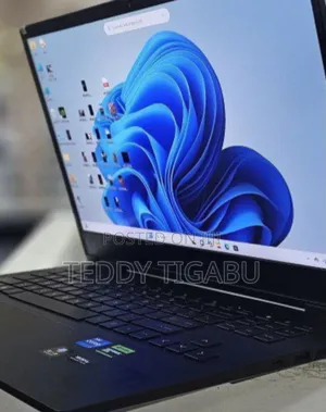 New Laptop Lenovo 32GB Intel Core I7 SSD 1T