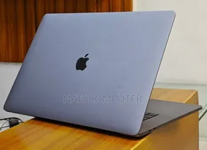 New Laptop Apple MacBook Pro 2019 16GB Intel Core I7 SSD 512GB