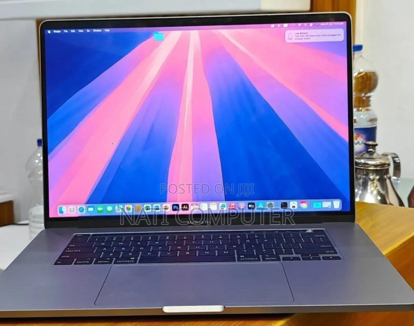 New Laptop Apple MacBook Pro 2019 16GB Intel Core I7 SSD 512GB