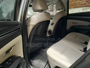 Hyundai Tucson Limited 2021 Gray