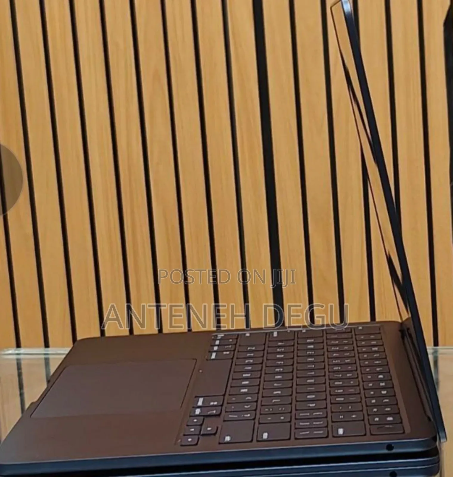 New Laptop Apple MacBook Air 2025 M4 13-Inch 16GB Apple M4 SSD 256GB