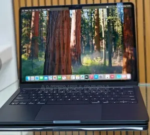 New Laptop Apple MacBook Air 2024 M3 13-Inch 16GB Apple M3 SSD 256GB