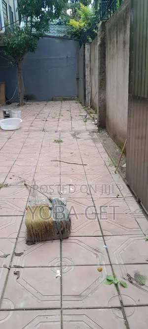 Furnished 5bdrm House in Yoba, Akaky Kaliti for sale