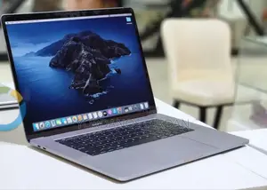 New Laptop Apple MacBook Pro 2019 16GB Intel Core I9 SSD 512GB