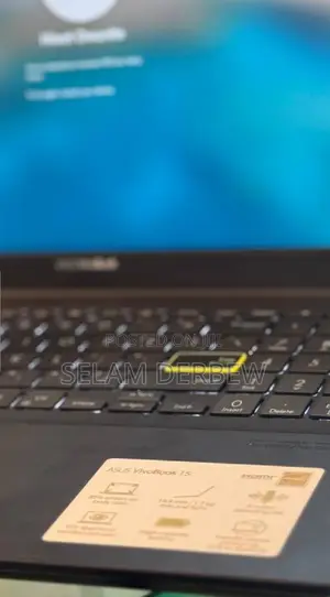 New Laptop Asus VivoBook 15 X505BA 16GB Intel Core I5 SSD 256GB