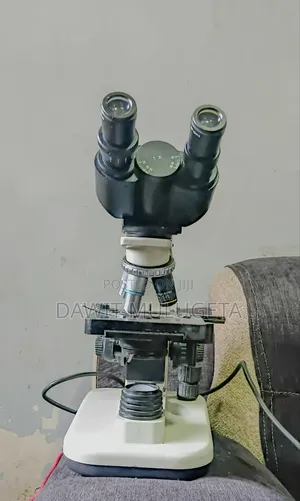 Microscope