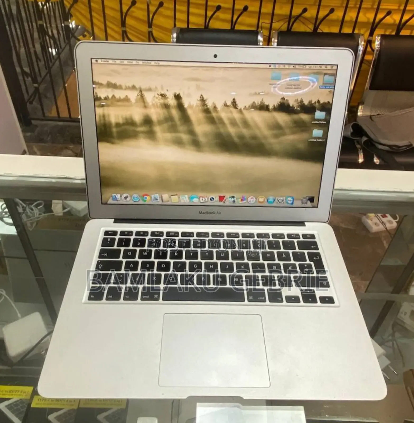 New Laptop Apple MacBook Air 2014 8GB SSD 128GB