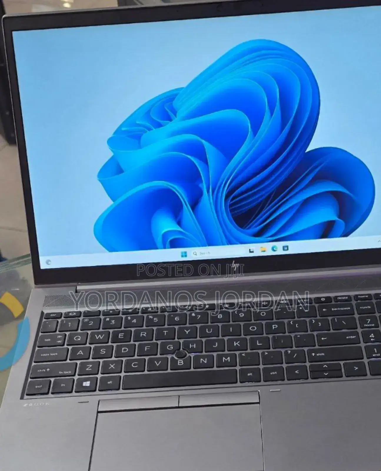 New Laptop HP ZBook Firefly 15 G7 16GB Intel Core I7 SSD 1T