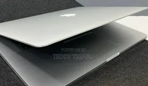 New Laptop Apple MacBook Pro 2013 8GB Intel Core I7 SSD 256GB