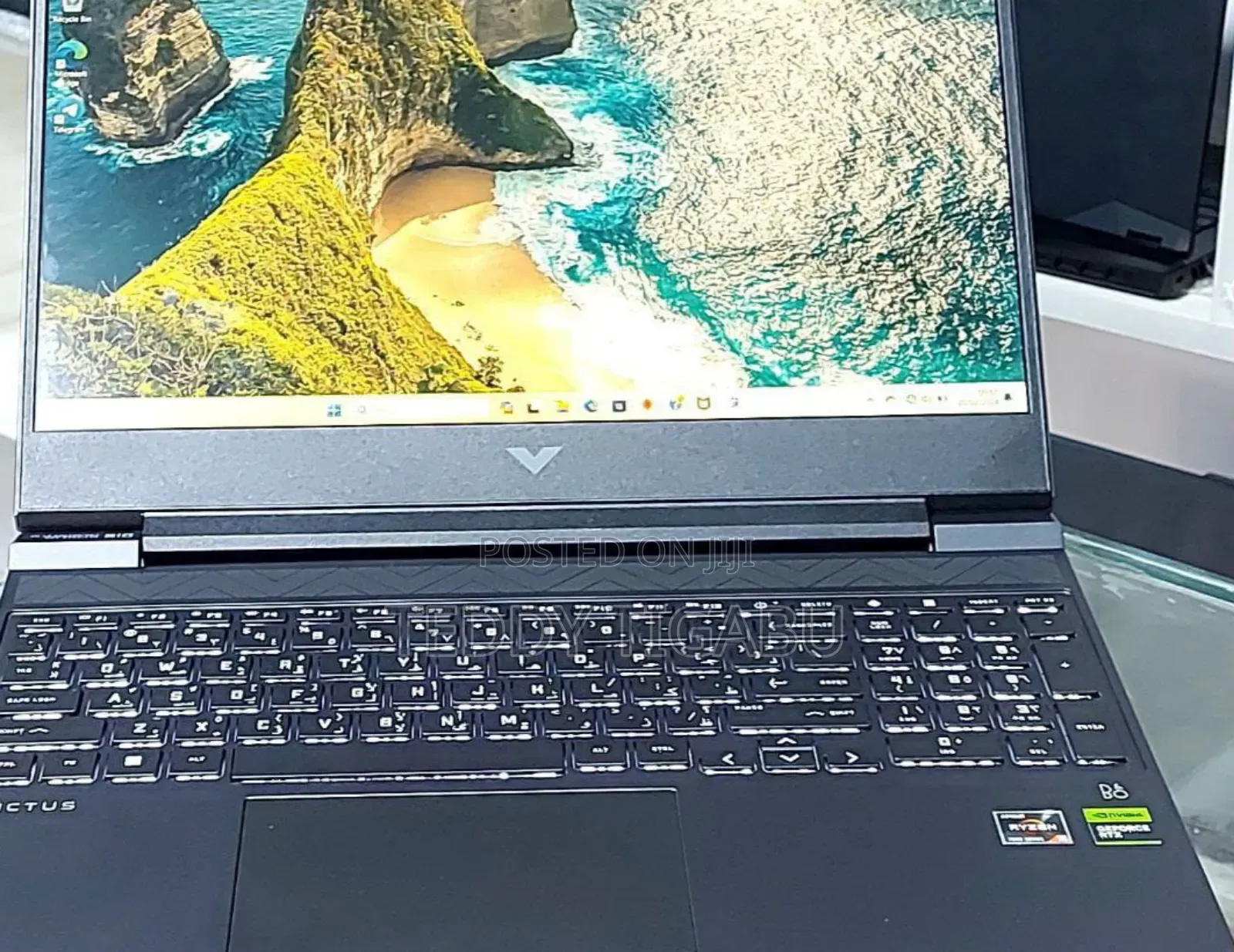 New Laptop HP Victus 15 8GB AMD Ryzen 5 SSD 512GB