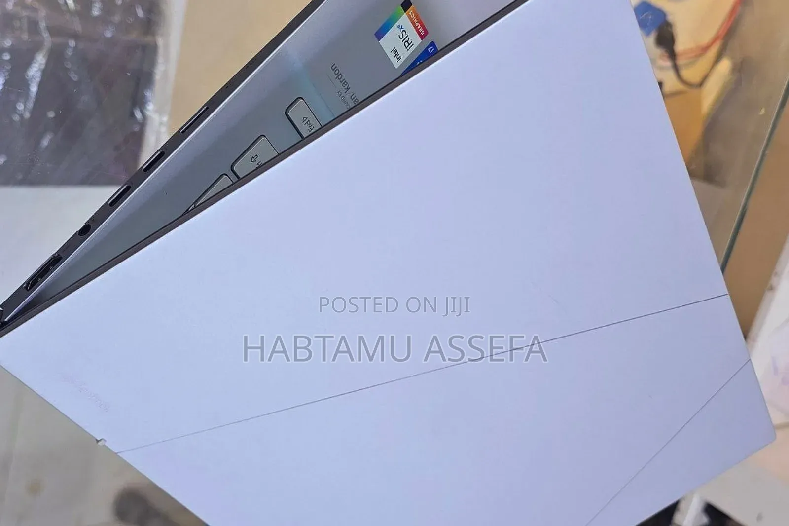 New Laptop Asus ZenBook 13 UX331UN 16GB Intel Core I7 SSD 512GB