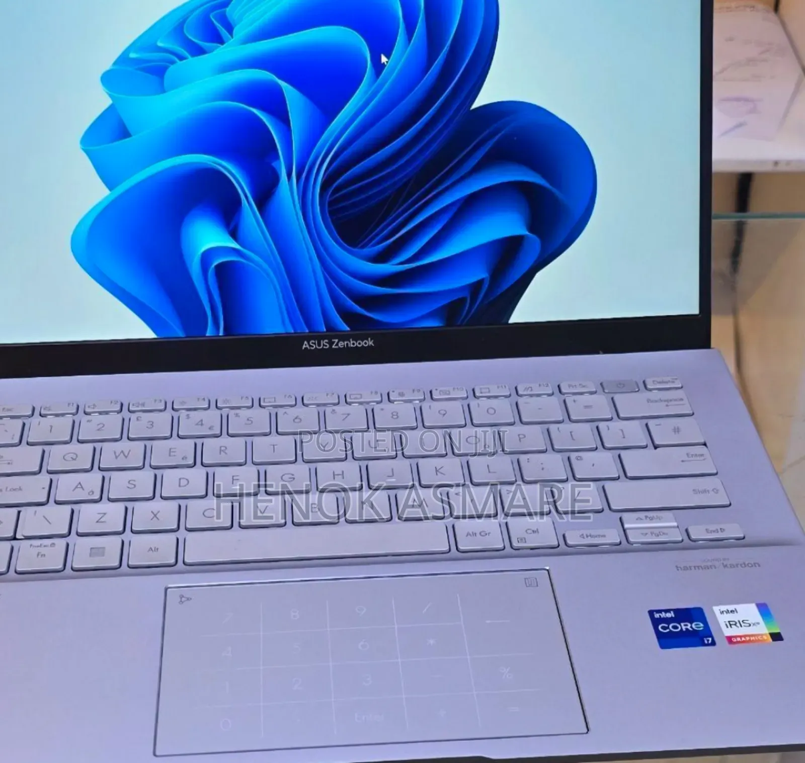 New Laptop Asus Zenbook Duo 14 16GB Intel Core I7 SSD 512GB