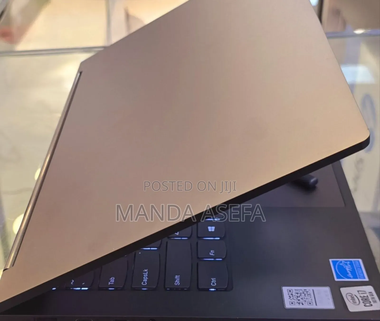 New Laptop Lenovo Yoga 7i 16GB Intel Core I7 SSD 1T