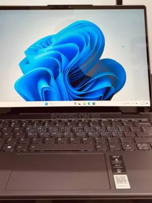 New Laptop Lenovo Yoga 7i 16GB Intel Core I5 SSD 512GB