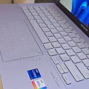 Photo - New Laptop Asus ZenBook UX430UQ 16GB Intel Core I7 SSD 1T